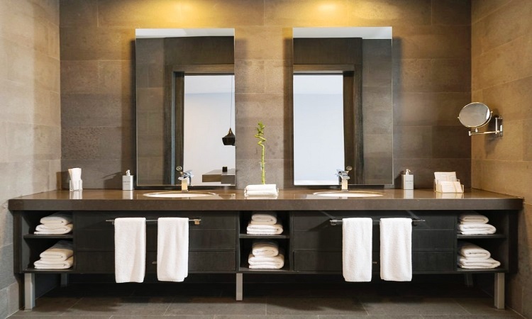 How to Design the Perfect Bathroom Vanity