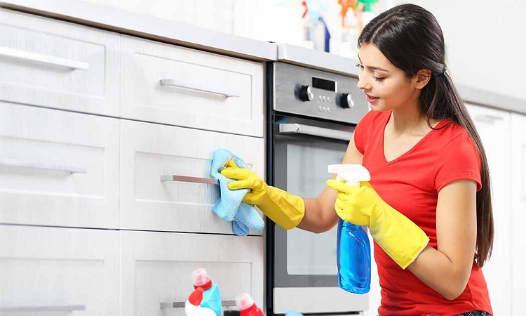 How To Clean Your Kitchen Cabinets Properly